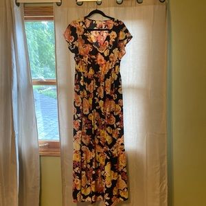 Floral maternity dress